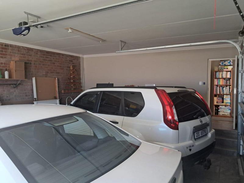 5 Bedroom Property for Sale in Monte Christo Western Cape